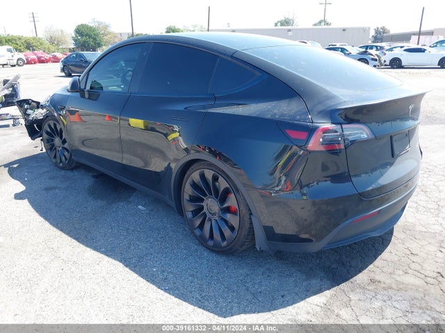 7SAYGDEF0NF493855 Tesla Model Y Performance Dual Motor All-wheel Drive