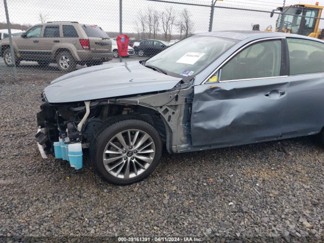 JN1EV7AR5JM437678 Infiniti Q50 3.0t Luxe