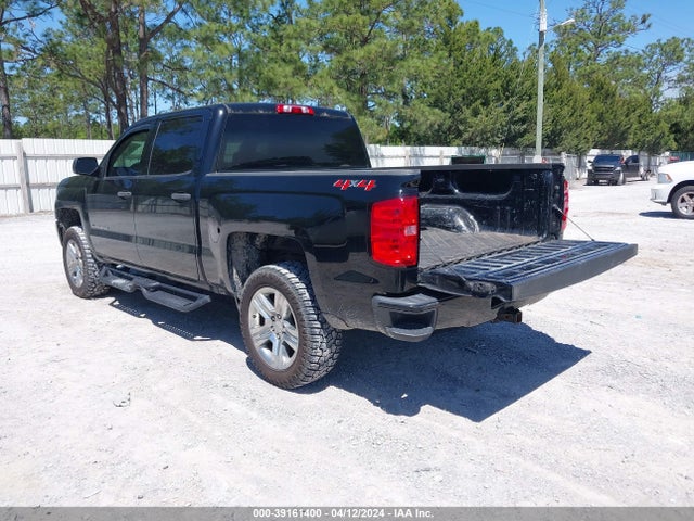 Chevrolet Silverado 1500 Custom 2018 3GCUKPEC2JG539627 Image 3