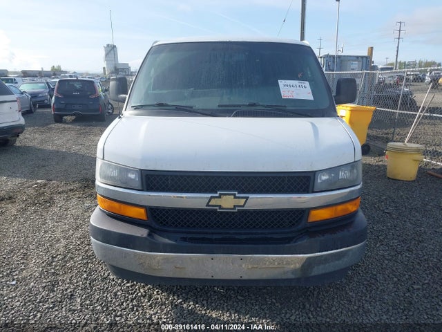 Chevrolet Express 2500 Work Van 2018 1GCWGAFG3J1908812 Image 12