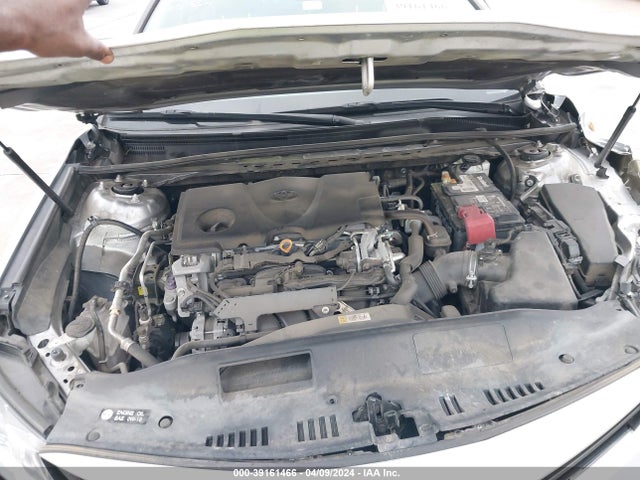 Toyota CAMRY LE 2018 4T1B11HK8JU155192 Image 10