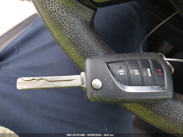 Toyota CAMRY LE 2018 4T1B11HK8JU155192 Image 11