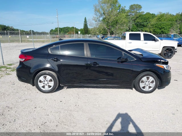 KIA FORTE LX 2018 3KPFK4A75JE168927 Image 13