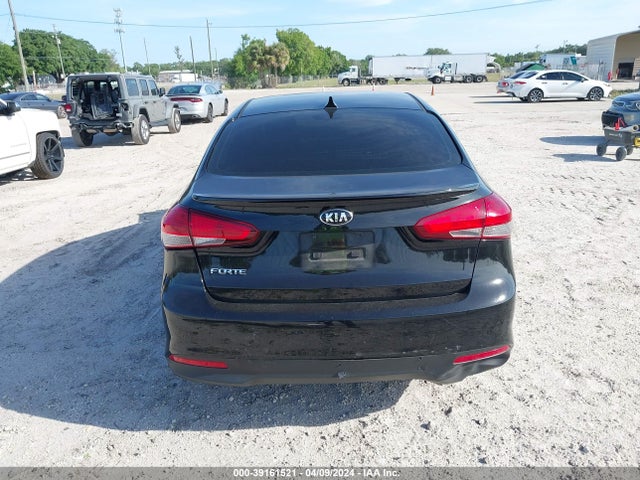 KIA FORTE LX 2018 3KPFK4A75JE168927 Image 16