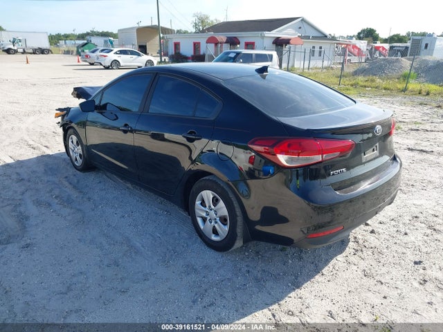 KIA FORTE LX 2018 3KPFK4A75JE168927 Image 3