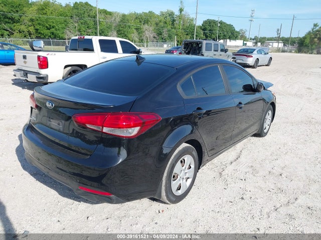 KIA FORTE LX 2018 3KPFK4A75JE168927 Image 4