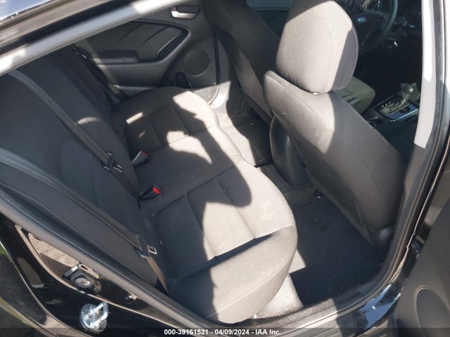 KIA FORTE LX 2018 3KPFK4A75JE168927 Image 8