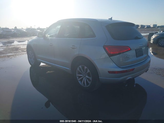 WA1CFAFPXFA058989 Audi Q5 2.0t Premium