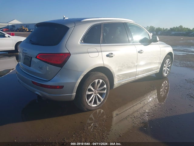 WA1CFAFPXFA058989 Audi Q5 2.0t Premium