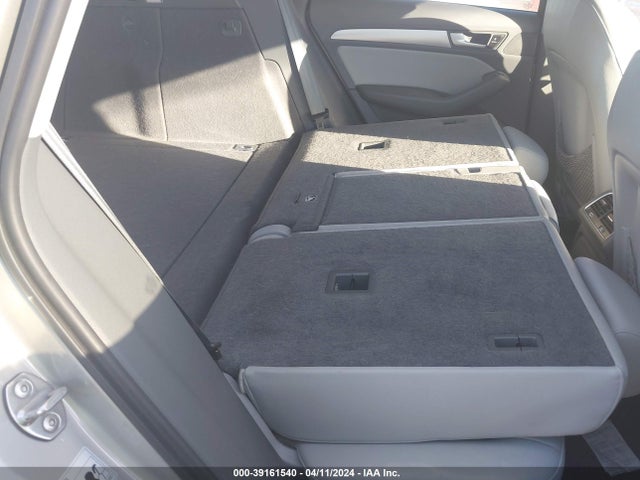 WA1CFAFPXFA058989 Audi Q5 2.0t Premium
