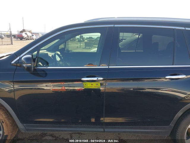 Honda Pilot Touring 2017 5FNYF5H91HB004931 Image 14