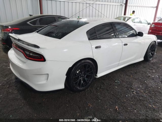 2C3CDXEJ7FH883213 Dodge Charger Srt 392