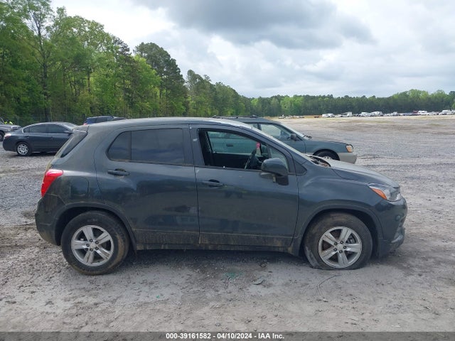 Chevrolet TRAX LS 2019 3GNCJKSB5KL337040 Image 13