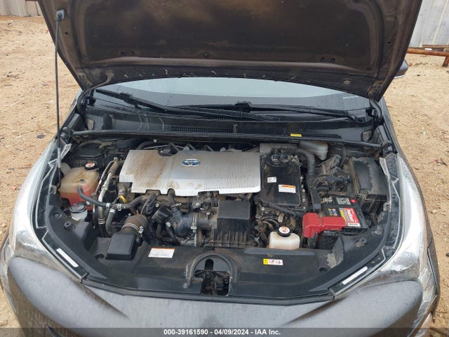 Toyota Prius Three Touring 2017 JTDKARFU4H3540661 Image 10