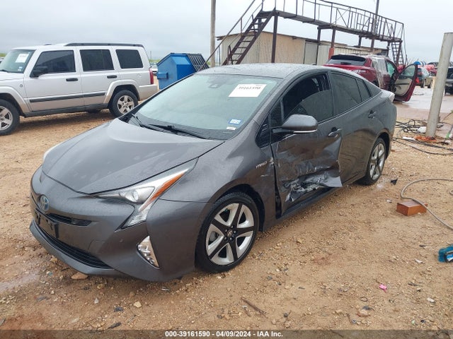 Toyota Prius Three Touring 2017 JTDKARFU4H3540661 Image 2