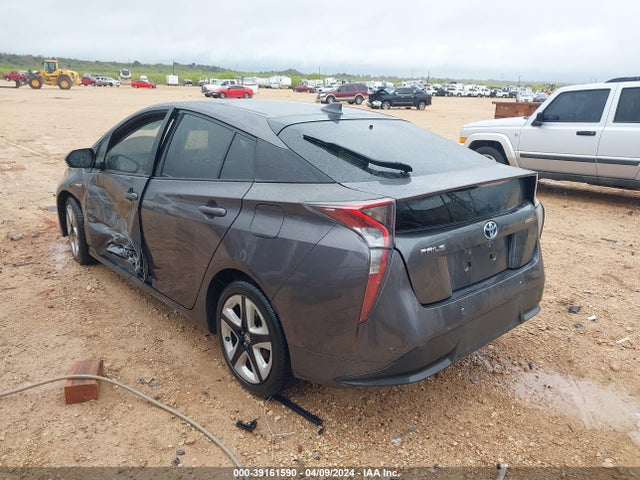 Toyota Prius Three Touring 2017 JTDKARFU4H3540661 Image 3