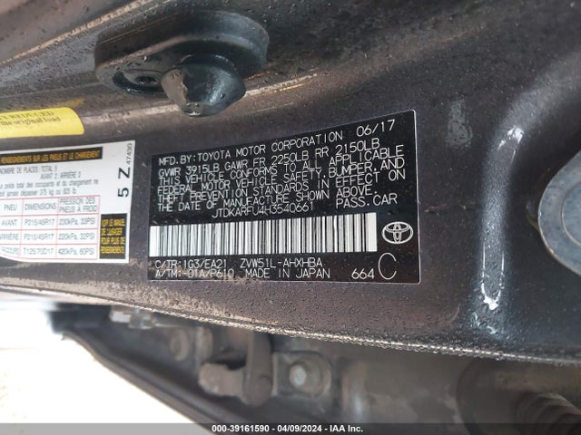Toyota Prius Three Touring 2017 JTDKARFU4H3540661 Image 9