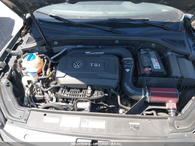 1VWDT7A31HC083861 Volkswagen Passat 1.8t R-line