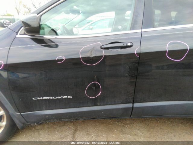 1C4PJMCS8FW502776 Jeep Cherokee Latitude