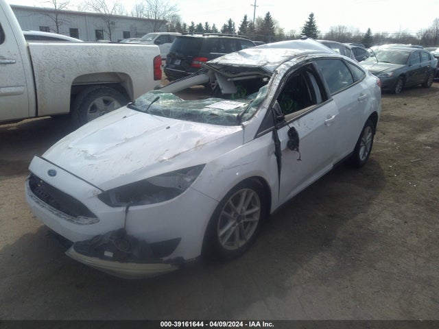 Ford FOCUS SE 2015 1FADP3F23FL313175 Image 2