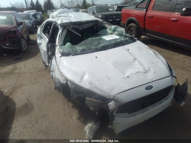 Ford FOCUS SE 2015 1FADP3F23FL313175 Image 6
