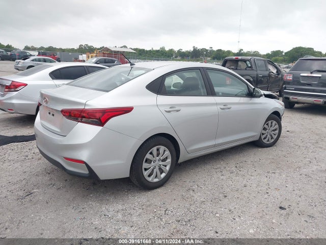 Hyundai ACCENT SE 2021 3KPC24A68ME128646 Image 4