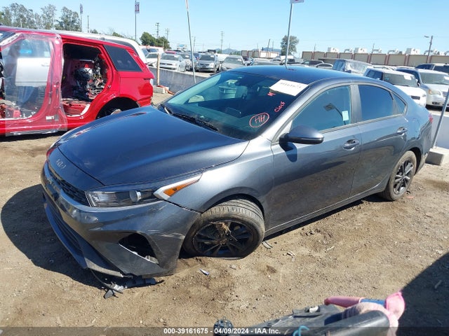 KIA Forte Lxs 2024 3KPF24AD9RE755326 Image 2