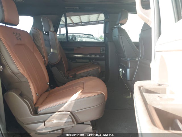 Ford Expedition King Ranch Max 2022 1FMJK1PT0NEA11395 Image 8