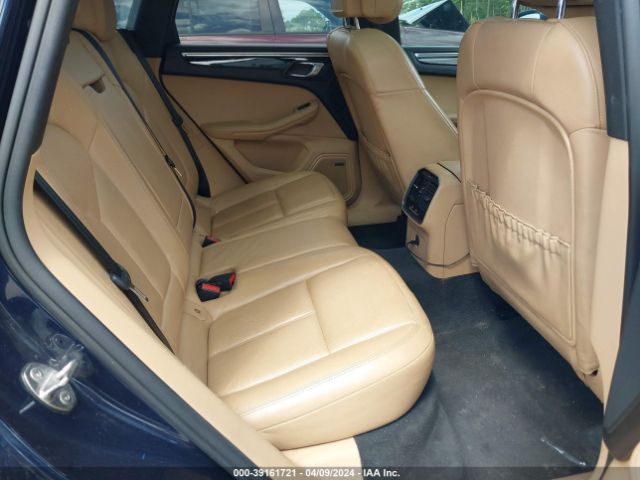 WP1AA2A50JLB06163 Porsche Macan Sport Edition