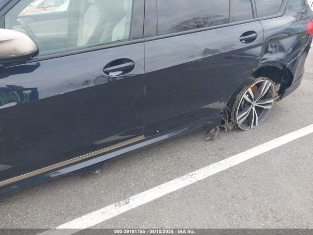 5UXCX6C05N9J88524 BMW X7 M50i