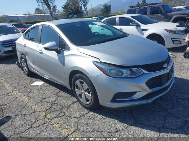 Chevrolet Cruze Ls Auto 2017 1G1BC5SM0H7147749 main image