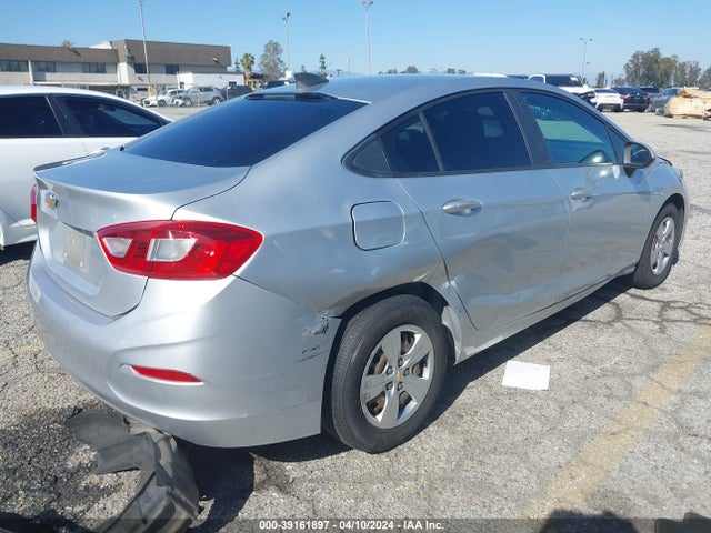 Chevrolet Cruze Ls Auto 2017 1G1BC5SM0H7147749 Image 4