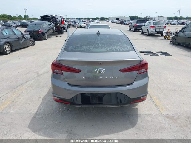 Hyundai ELANTRA SEL 2020 5NPD84LF4LH535731 Image 17