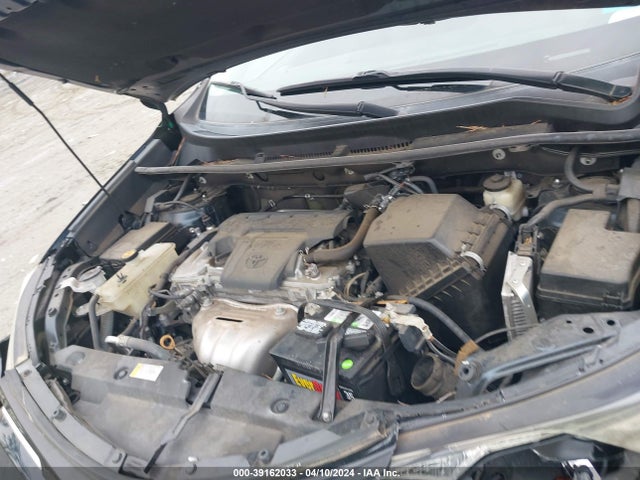 Toyota RAV4 LE 2017 2T3ZFREV4HW317804 Image 10