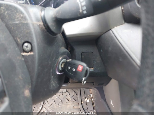 Toyota RAV4 LE 2017 2T3ZFREV4HW317804 Image 11