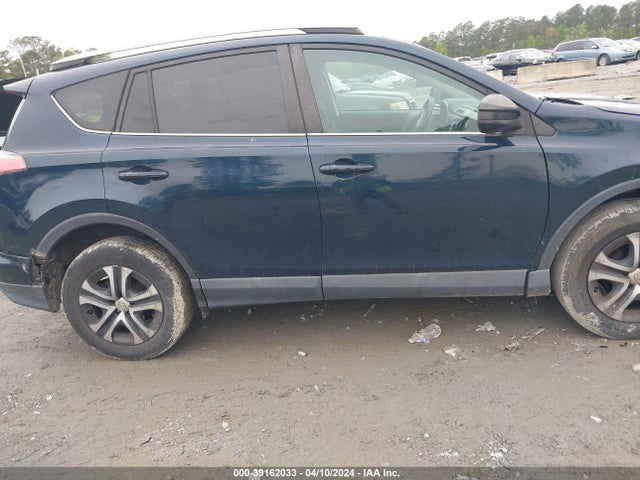 Toyota RAV4 LE 2017 2T3ZFREV4HW317804 Image 13