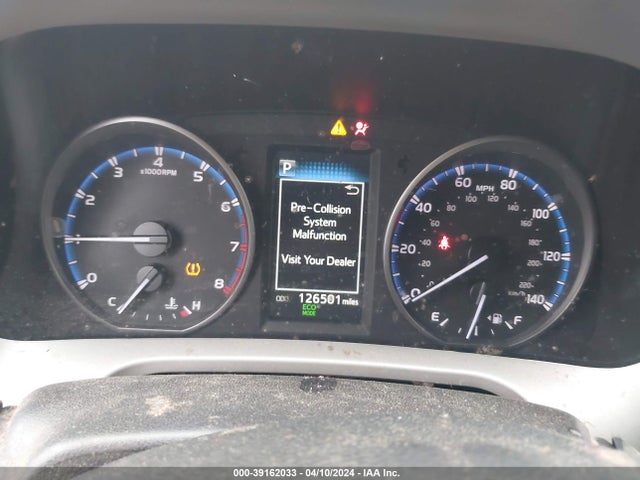 Toyota RAV4 LE 2017 2T3ZFREV4HW317804 Image 7