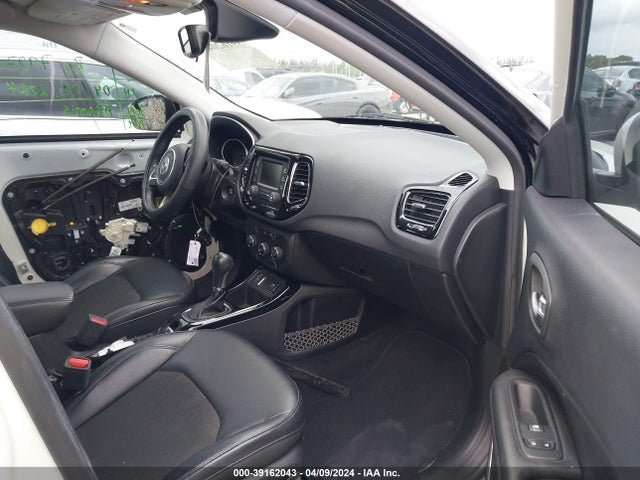 Jeep Compass Altitude Fwd 2018 3C4NJCBB1JT407977 Image 5