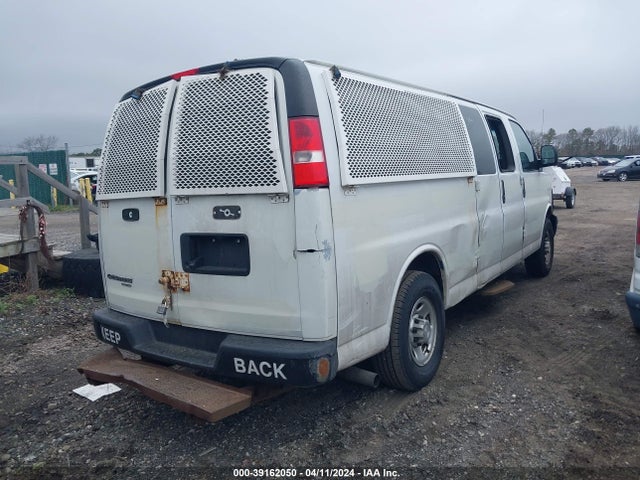 Chevrolet Express 3500 Ls 2016 1GAZGNFF7G1320134 Image 4