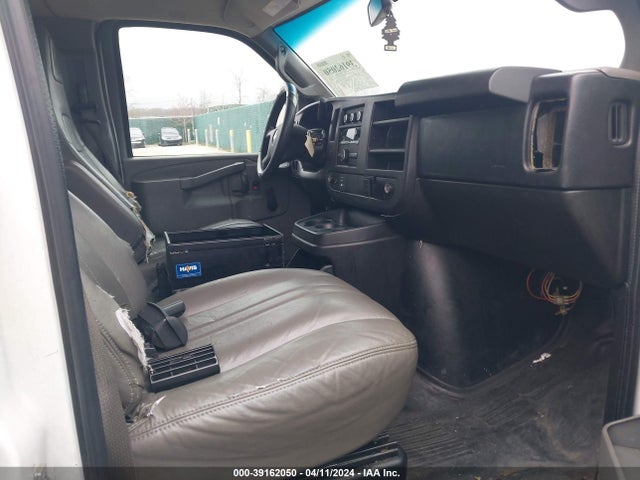 Chevrolet Express 3500 Ls 2016 1GAZGNFF7G1320134 Image 5