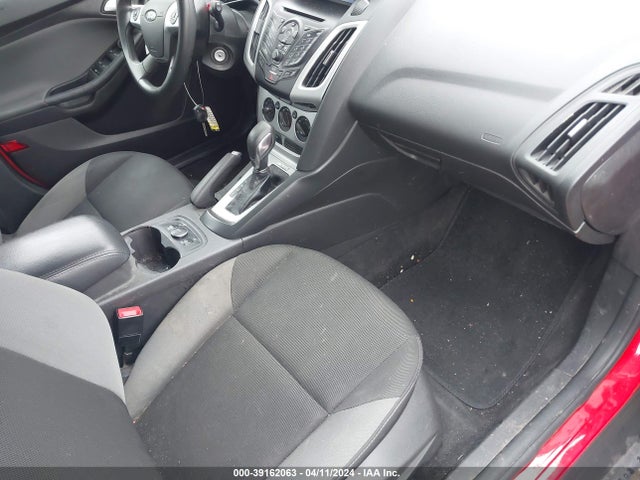 Ford FOCUS SE 2014 1FADP3K24EL315635 Image 5