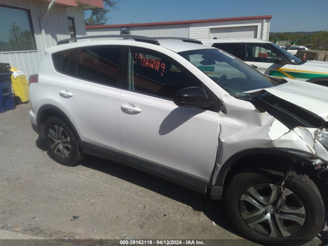 Toyota RAV4 LE 2017 2T3ZFREV9HW327664 Image 13