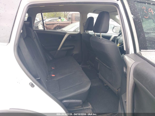 Toyota RAV4 LE 2017 2T3ZFREV9HW327664 Image 8