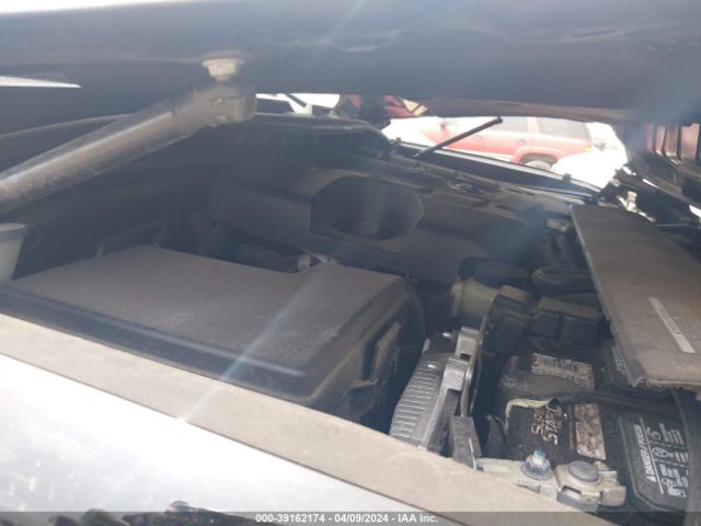 JN8AY2NDXJX001755 Nissan Armada Sl
