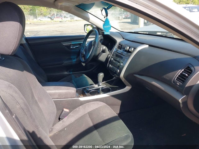 Nissan Altima 2.5 S 2014 1N4AL3AP8EC133884 Image 5