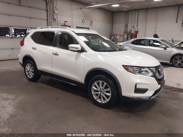 Nissan ROGUE SV 2017 JN8AT2MV9HW023884 главное изображение