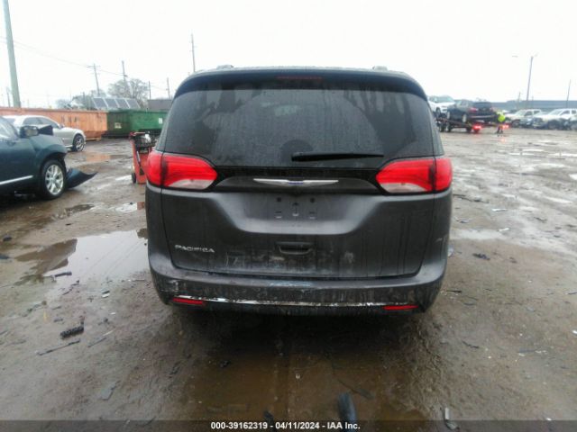 2C4RC1EG9JR352138 Chrysler Pacifica Touring L Plus
