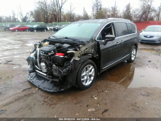 2C4RC1EG9JR352138 Chrysler Pacifica Touring L Plus
