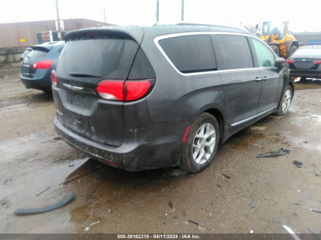 2C4RC1EG9JR352138 Chrysler Pacifica Touring L Plus