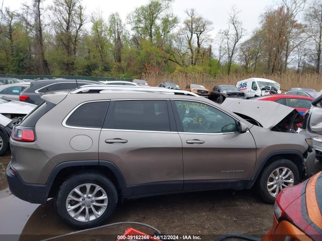 1C4PJMCB1KD405571 Jeep Cherokee Latitude 4x4